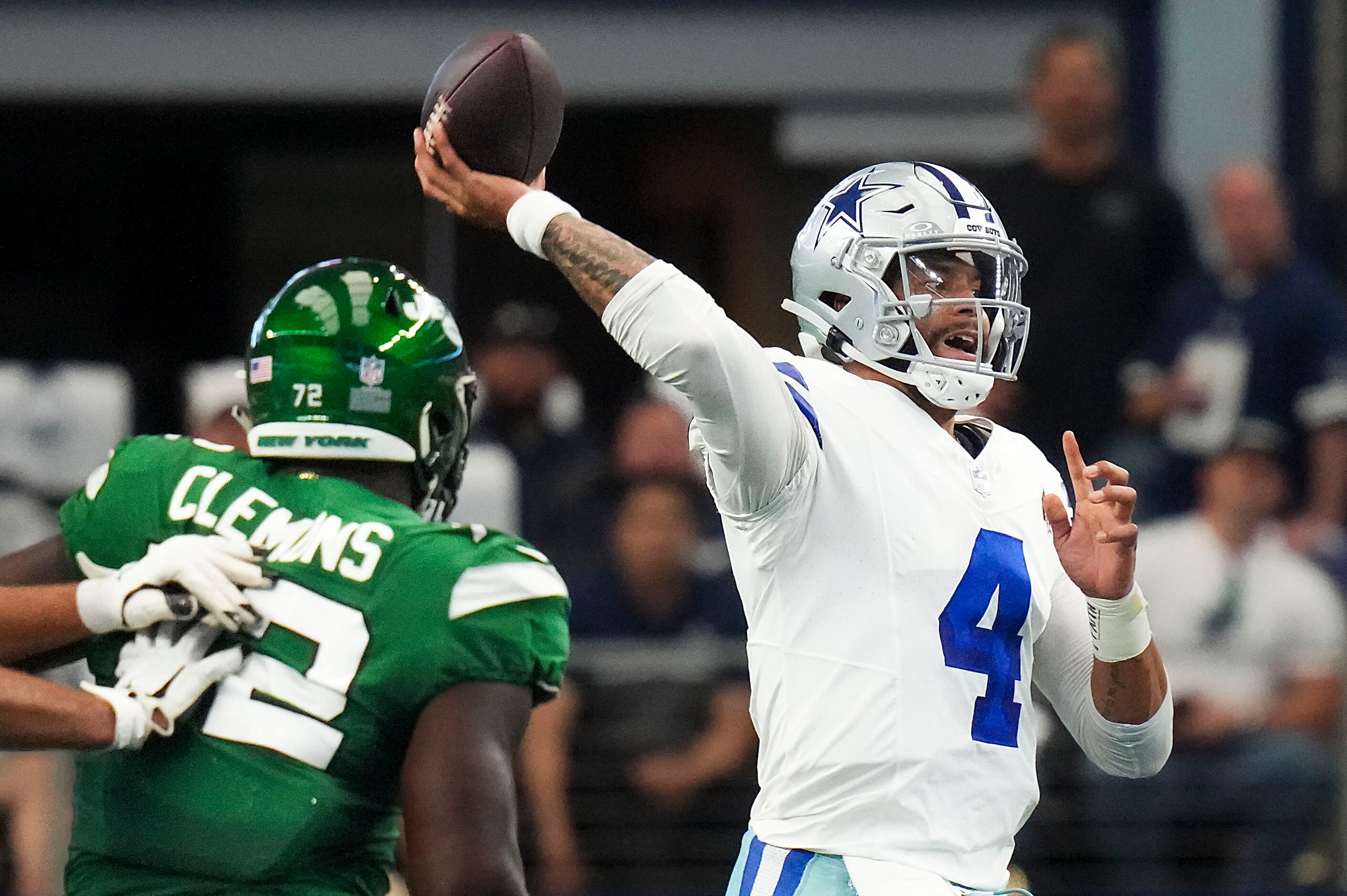 It's not flashy, but Dak Prescott, Cowboys offense have gotten job