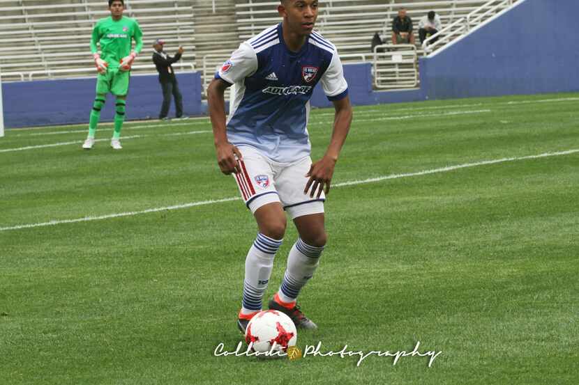Chris Richards in action for the FC Dallas U19 Academy in the 2018 Dallas Cup against...