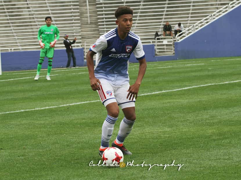 Chris Richards in action for the FC Dallas U19 Academy in the 2018 Dallas Cup against...