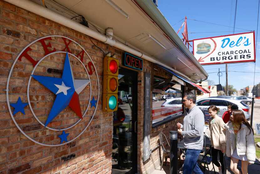 Del's Charcoal Burgers is one of Richardson's, and North Texas', oldest restaurants. The...