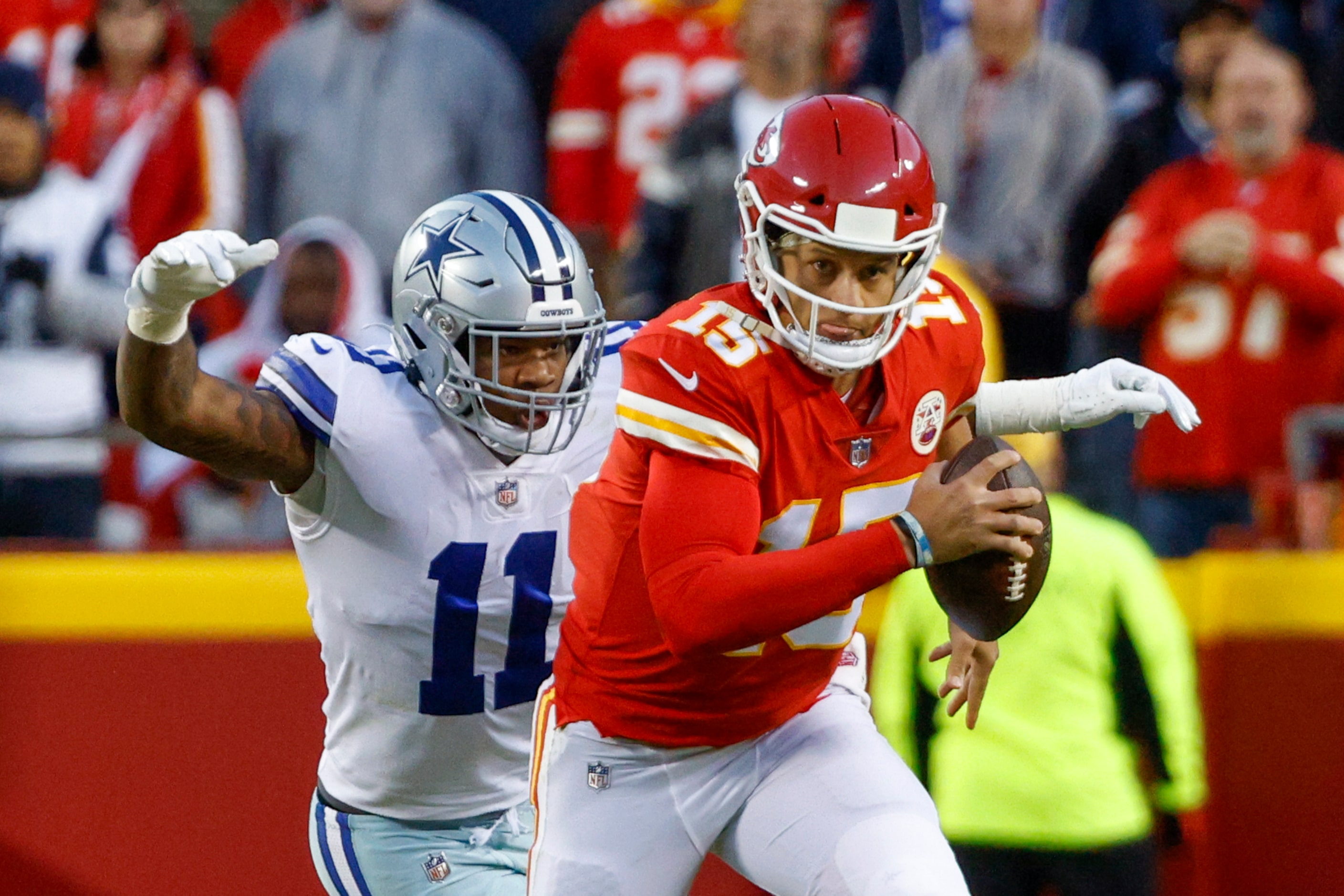 Dallas Cowboys outside linebacker Micah Parsons (11) sacks Kansas City Chiefs quarterback...