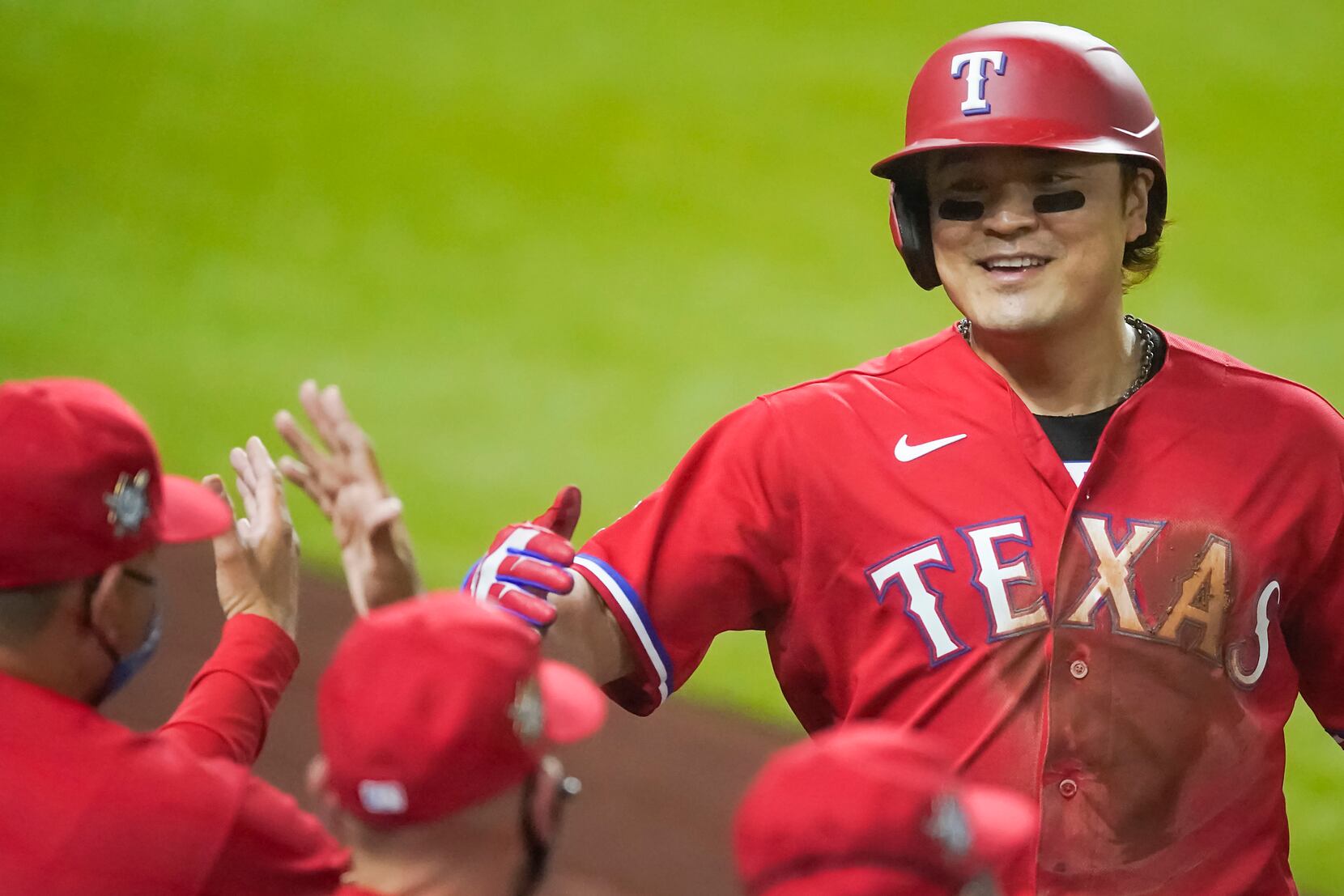 Texas Rangers History Today: The Shin-Soo Choo Signing - Sports Illustrated  Texas Rangers News, Analysis and More