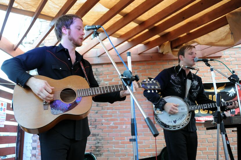 Taylor Young and John Pedigo of The O's will perform at a free show in Sammons Park on May 28. 
