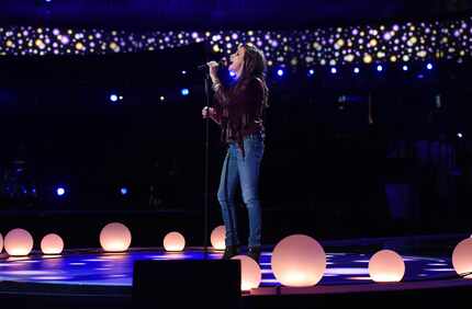 Martina McBride will take center stage when she sings "Independence Day" at the ACM Awards.