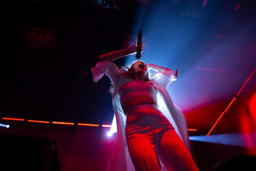 Maggie Rogers performs at The Bomb Factory in Dallas on Friday, Oct. 18, 2019.