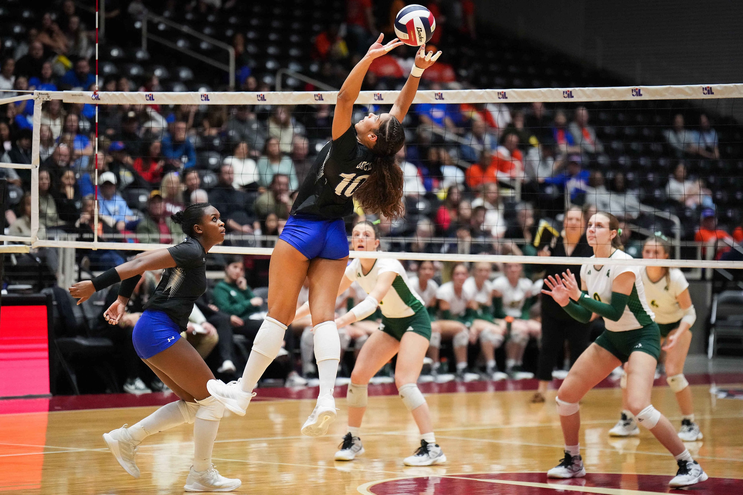 Trophy Club Byron Nelson's Sophee Peterson (10) sets the ball during the UIL Class 6A...