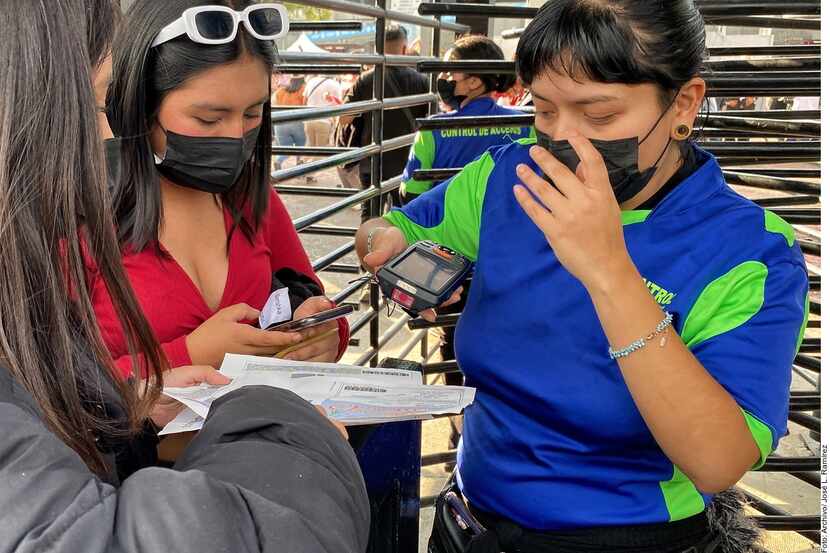 La sobreventa masiva de boletos para los conciertos de Bad Bunny en el Estadio Azteca de la...