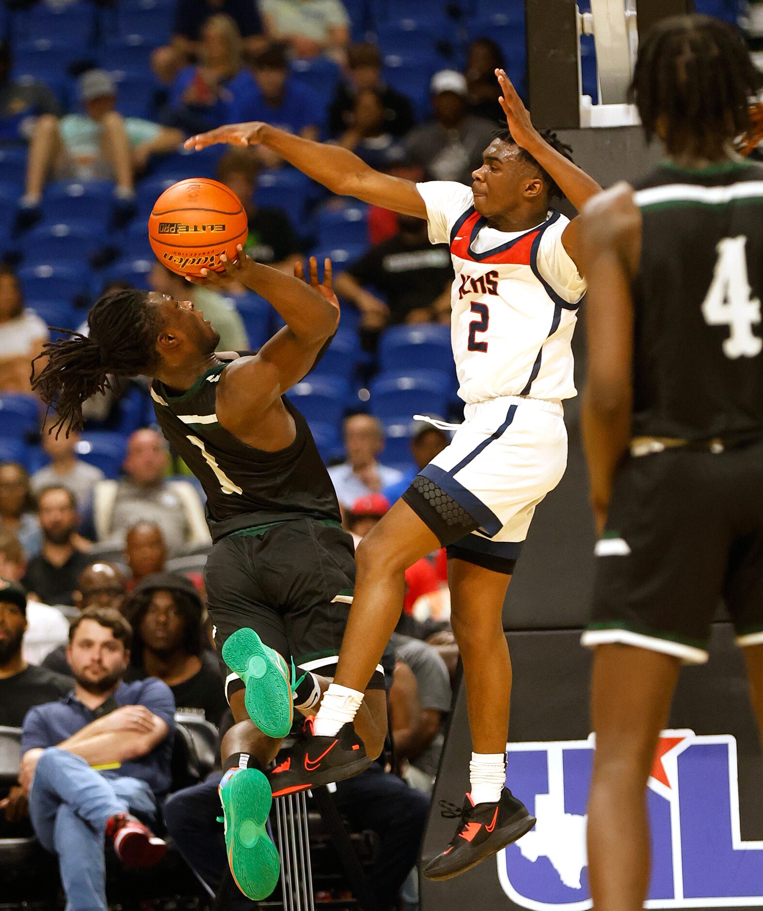 Dallas Kimball T’Johnn Brown (2) blocks shot of Killeen Ellison Jamyron Keller (1). Dallas...