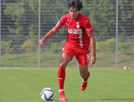 El delantero Johan Gómez en un entrenamiento con el FSV Zwickau de la tercera división alemana.