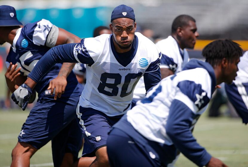 Dallas Cowboys tight end Rico Gathers (80) breaks from the line of scrimmage on a play...