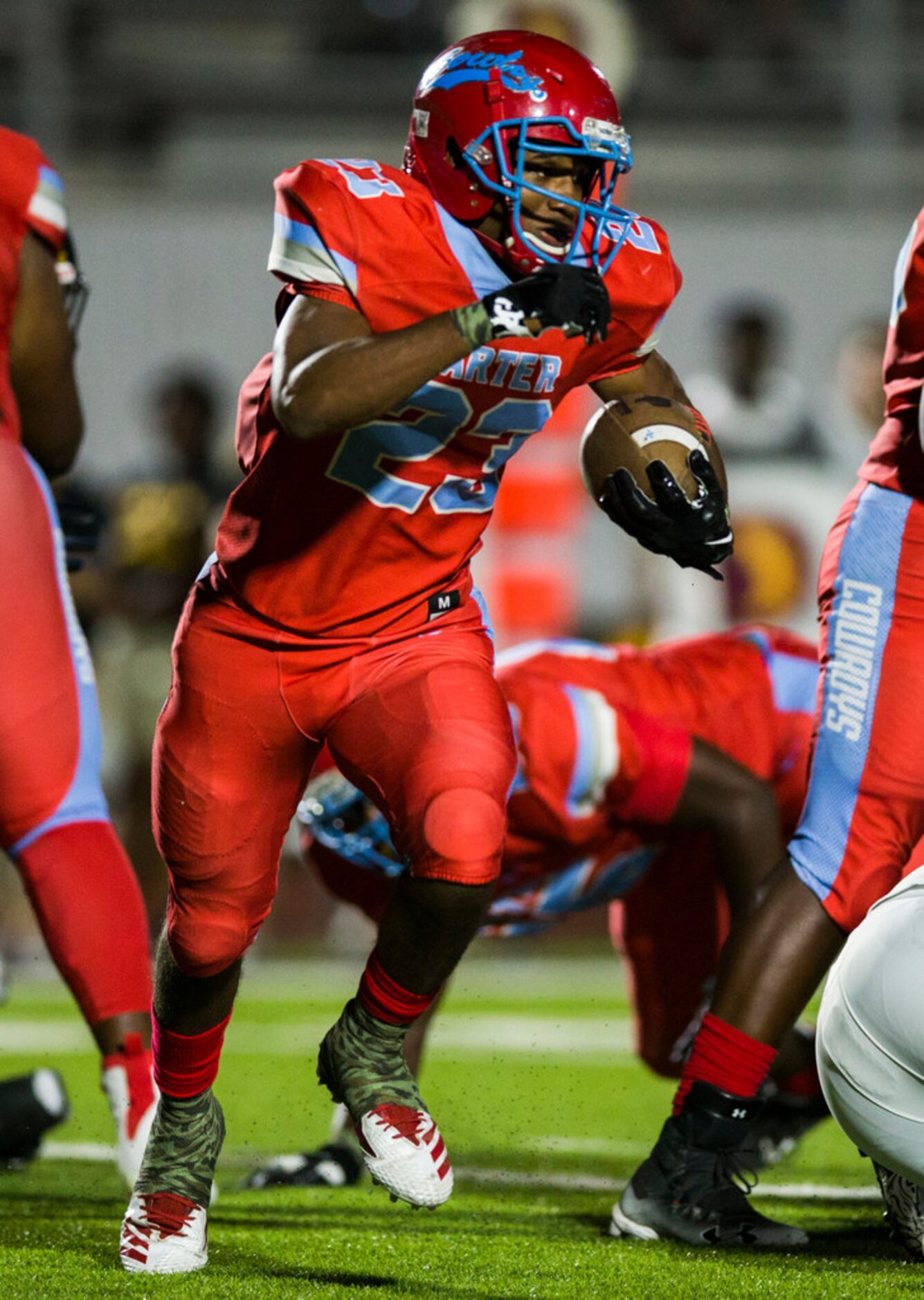 Carter running back Jamalrian Jones (23) runs the ball during the first quarter of a 4A high...