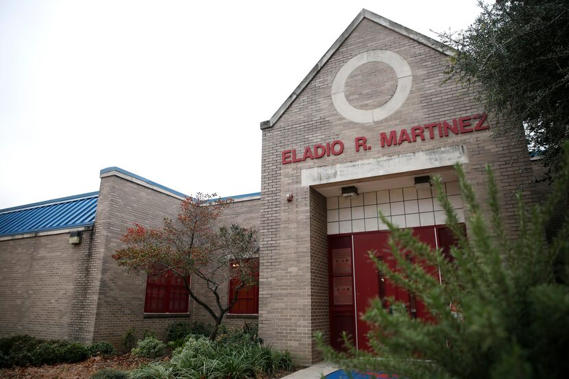 Vista exterior del Eladio R. Martinez Learning Center en Dallas. ROSE BACA/DMN