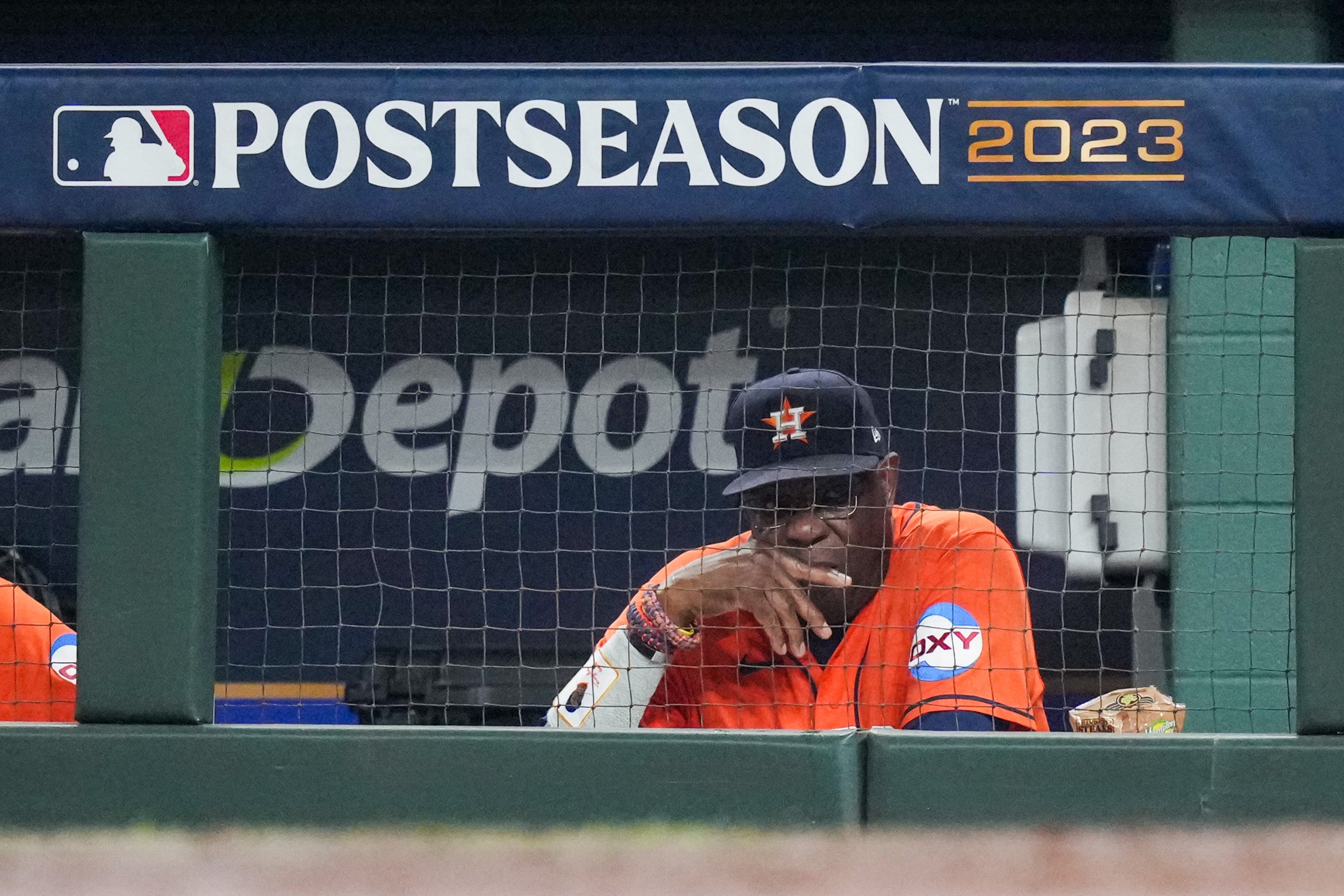 Dusty Baker's storytelling is a hit with Astros players