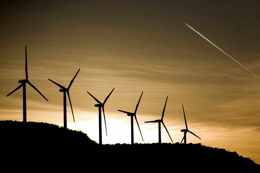 ORG XMIT: *S0422442367* (NYT44) SWEETWATER, Texas -- Feb. 22, 2008 -- TEXAS-WIND-POWER-2 -- ...