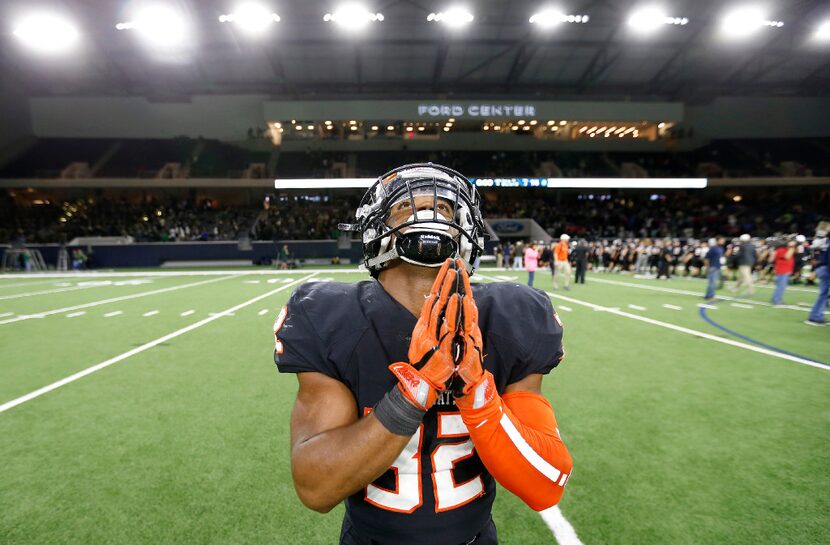 Aledo's Michael Jordan (32) celebrates a 38-14 win over Mesquite Poteet during the UIL Class...