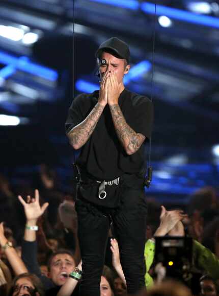 Justin Bieber's "comeback" performance at last night's MTV VMAs gave him the major feels...