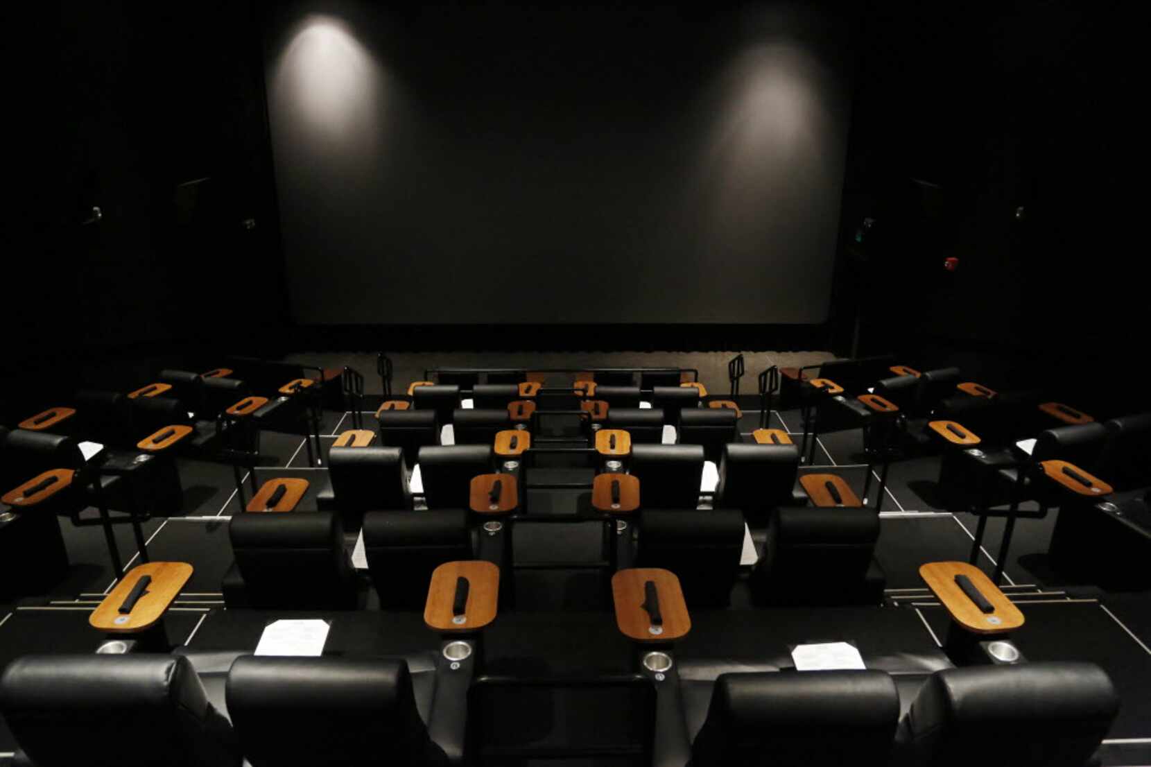 8 D-FW movie theaters where you can get food served at your seat