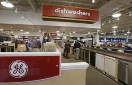  The dishwasher section at Nebraska Furniture Mart. (Louis DeLuca/Staff Photographer)