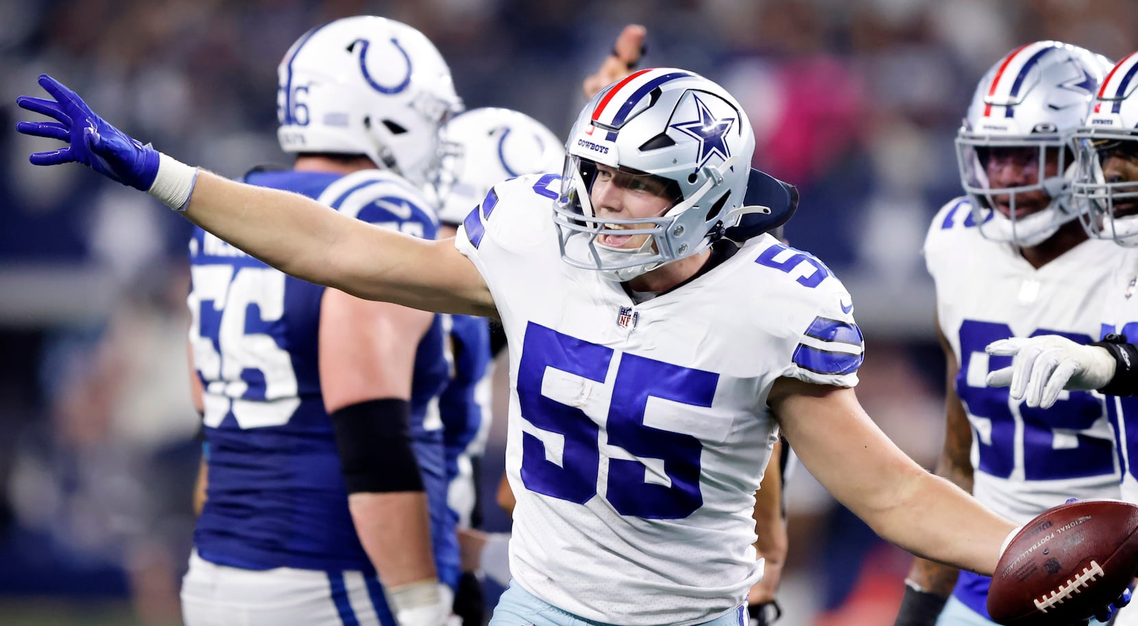 Cowboys LB Leighton Vander Esch ruled out with neck injury - ESPN