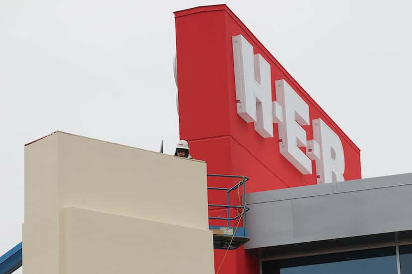 Dallas ISD was named one of a dozen winners of grocery chain H-E-B's Excellence in Education...