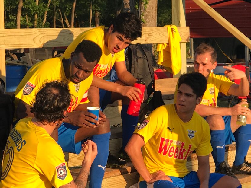 Fort Worth Vaqueros discuss halftime strategy against Houston Regals. (5-5-18)