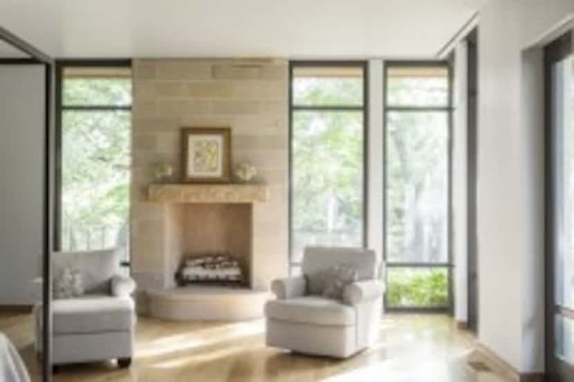 A neutral palette of materials further emphasizes the respect to the surroundings. (Photo:...