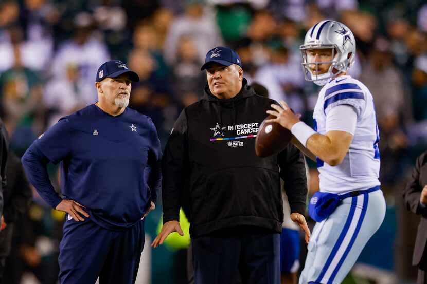 Dallas Cowboys head coach Mike McCarthy and defensive coordinator Dan Quinn watch as Dallas...