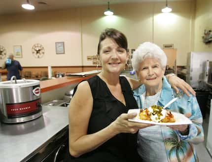 In this 2007 file photo, Christi Erpillo (left) and her mom Wanda "Fernie" Winter hold the...