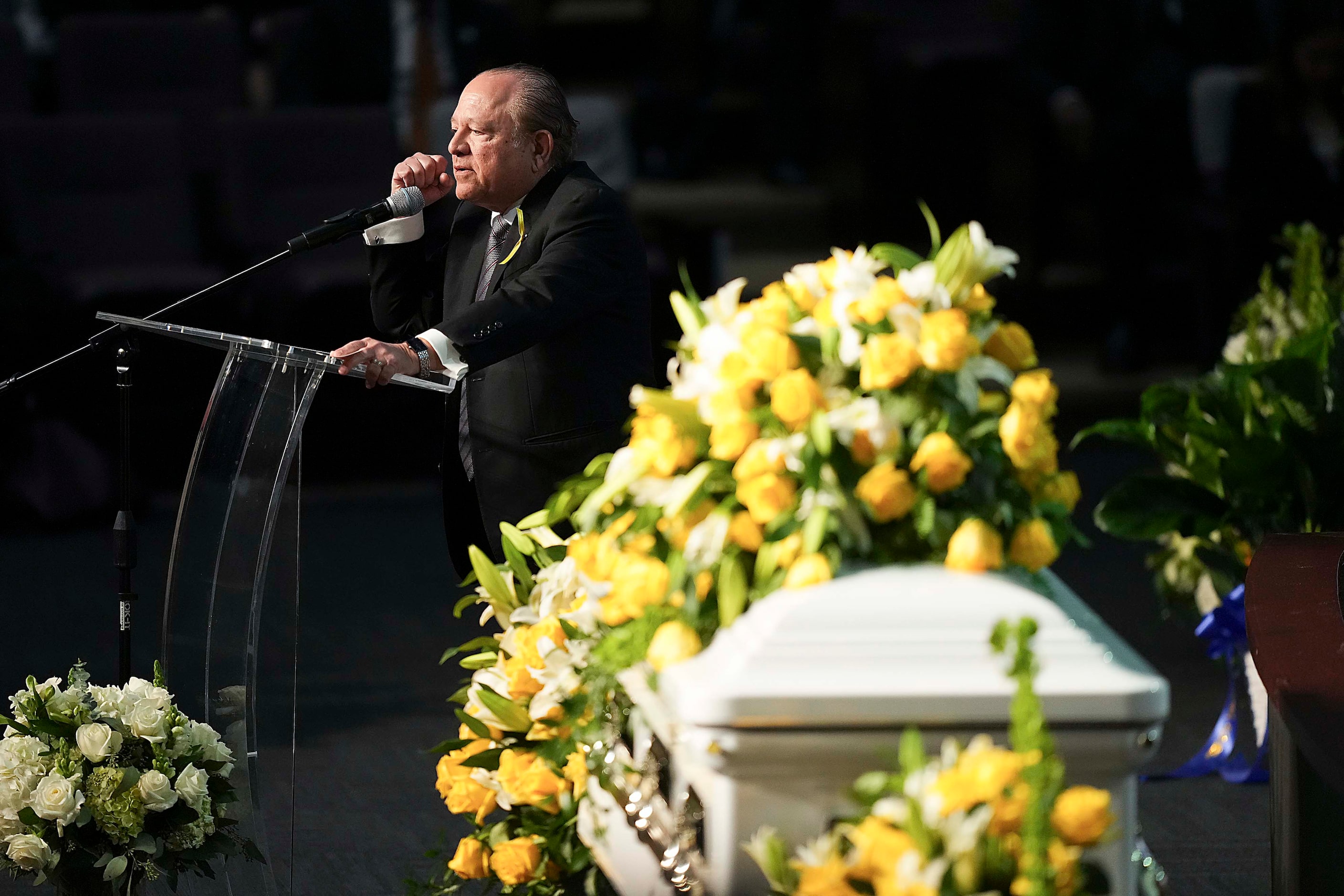 Attourney Les Weisbrod speaks during funeral services for former U.S. Rep. Eddie Bernice...