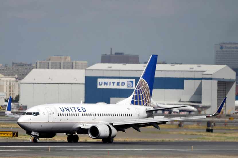  United Airlines passenger plane(AP Photo/Mel Evans, File)