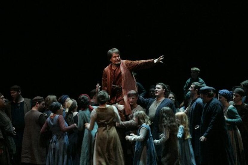 Mark Delavan in the title role of  Simon Boccanegra  at the Santa Fe Opera in 2004.