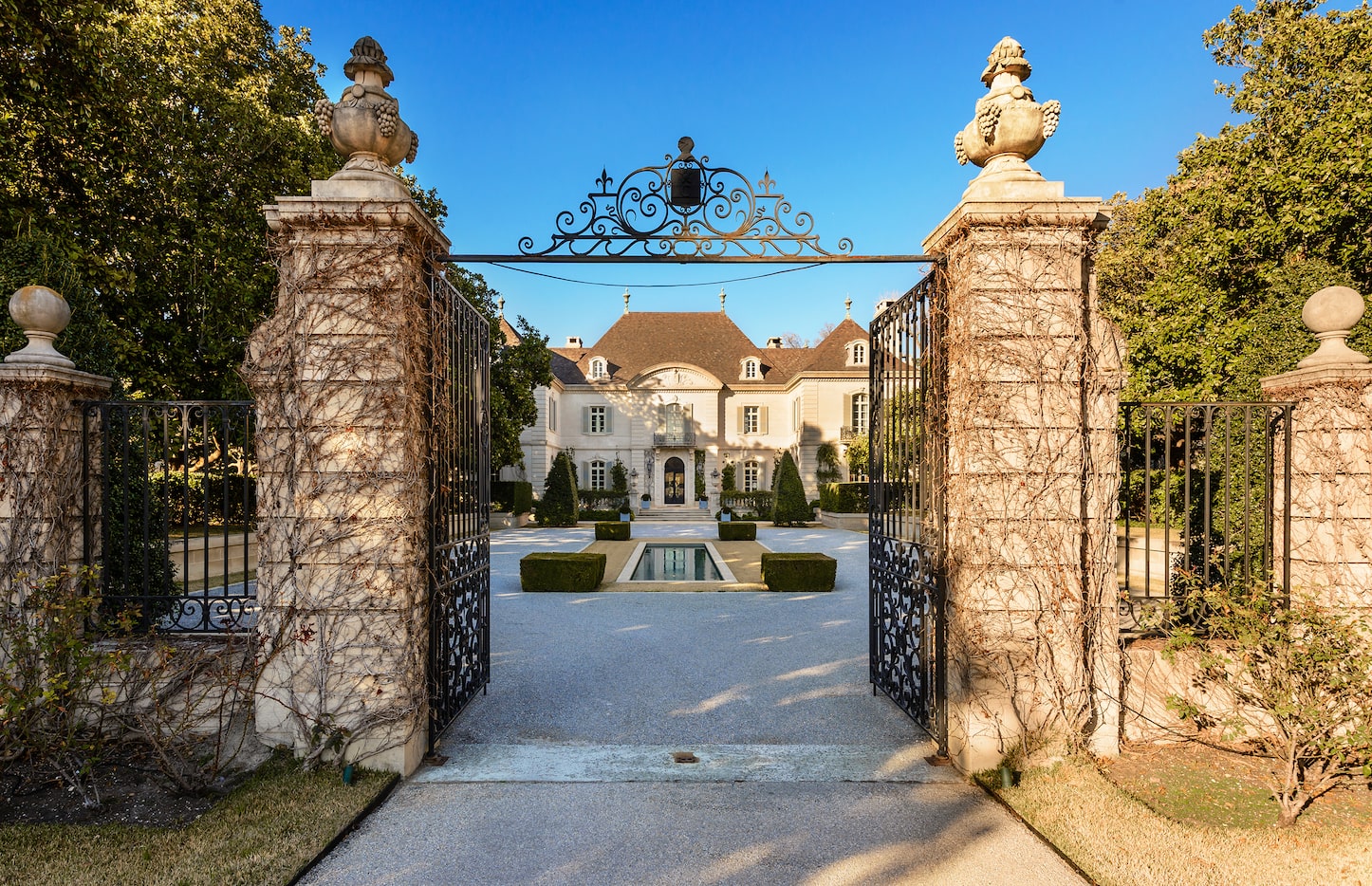 The Crespi Estate on Walnut Hill Lane in North Dallas dates to the 1930s.