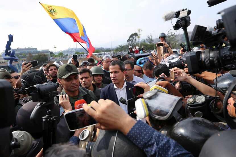 El líder de la oposición Guaidó encabeza el movimiento para derrocar el régimen de Nicolás...