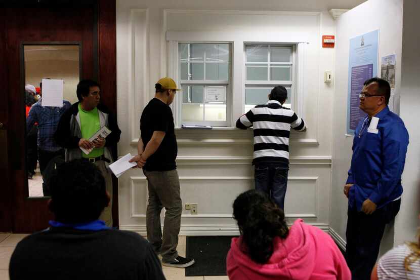 El Consulado de Honduras en Dallas suspendió sus servicios consulares hasta nuevo aviso,...