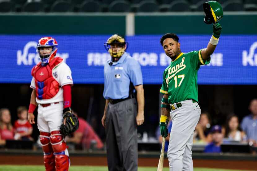 Oakland Athletics’ Elvis Andrus (17) acknowledges the fans before his first at bat during...