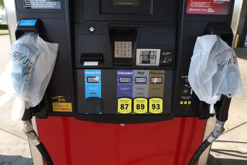 The QuikTrip gas station in Duncanvill at Cockrell Hill Road and State Highway 67 had run...