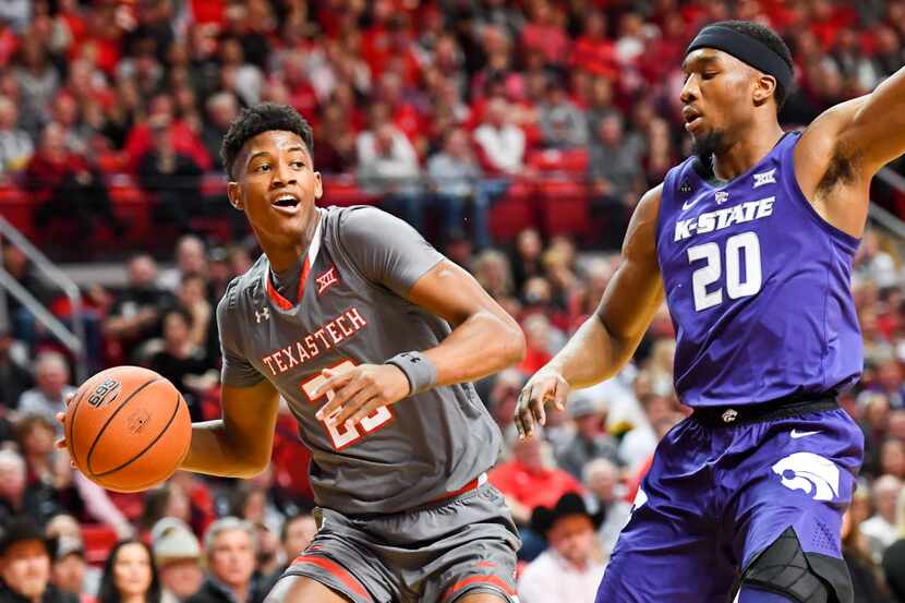 LUBBOCK, TX - JANUARY 05: Jarrett Culver #23 of the Texas Tech Red Raiders handles the ball...