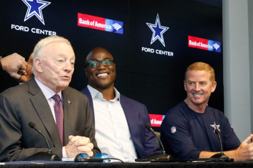 (From left), Dallas Cowboys executive vice president Stephen Jones, Cowboys, owner and...