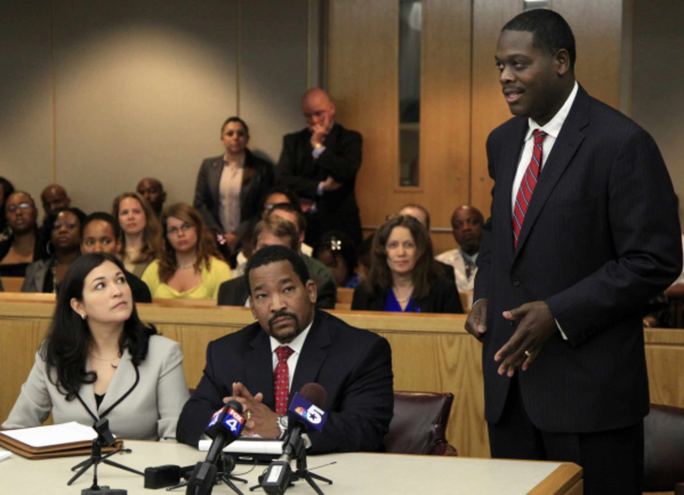 Dallas District Attorney Craig Watkins makes a statement during the exoneration of Shakara...