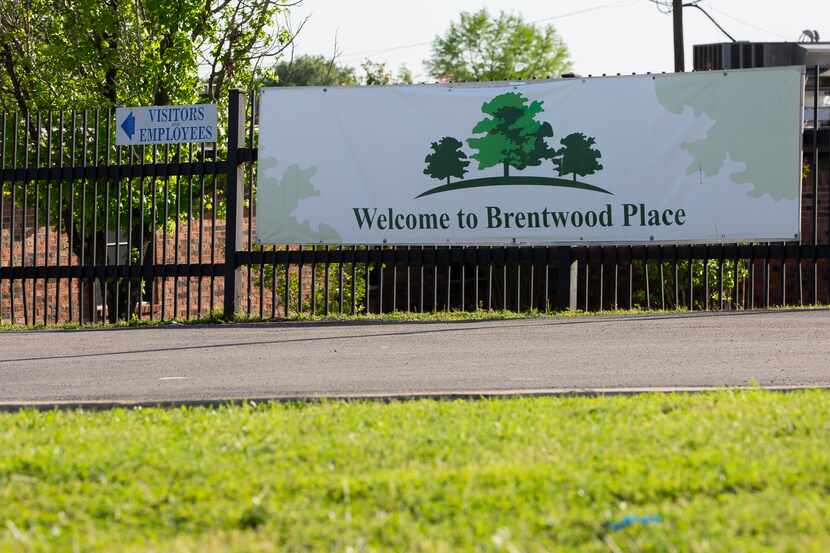 El exterior de Brentwood Nursing & Rehab donde se han dado decenas de casos de coronavirus.
