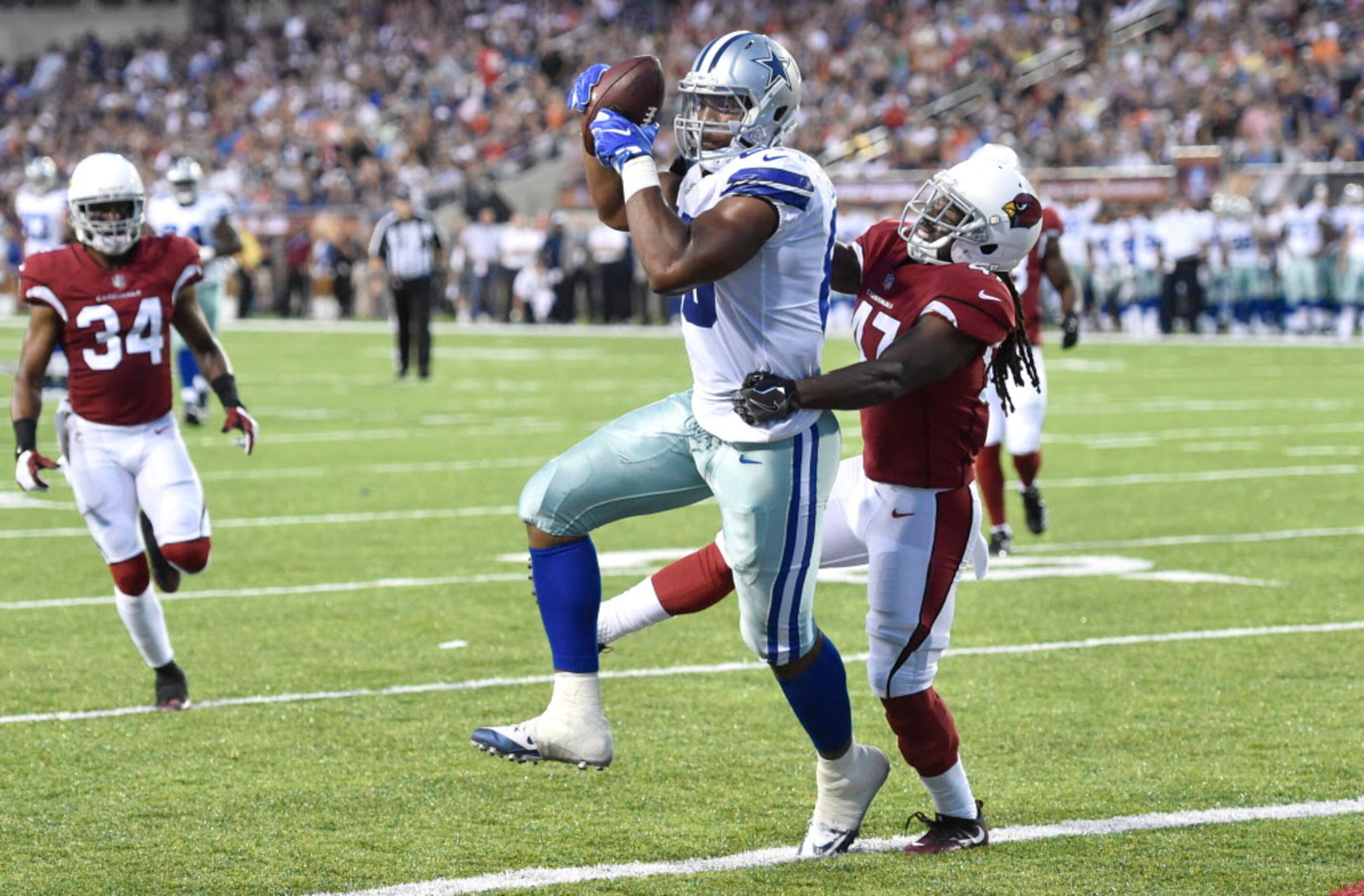 SportsDayDFW on Twitter: Awesome pic of Dez Bryant getting pumped