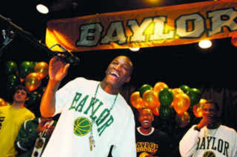  A green and gold sendoff for the Baylor men's team, led by LaceDarius Dunn, set the tone...