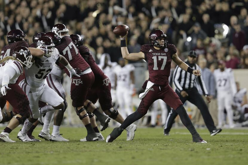 COLLEGE STATION, TX - OCTOBER 28:  Nick Starkel #17 of the Texas A&M Aggies throws a pass in...