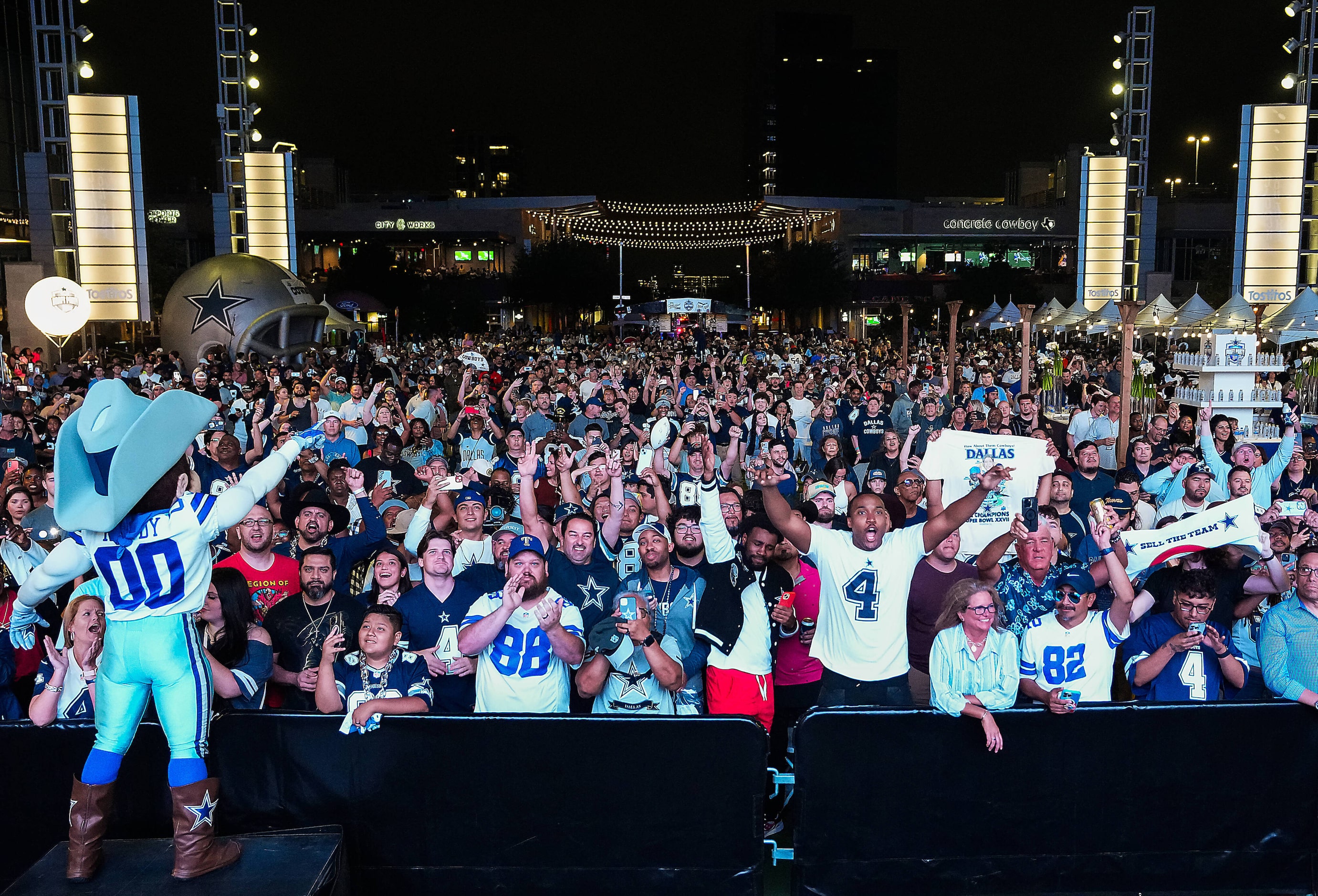 Dallas Cowboys mascot Rowdy fires up the crowd as fans await the team’s first round pick in...