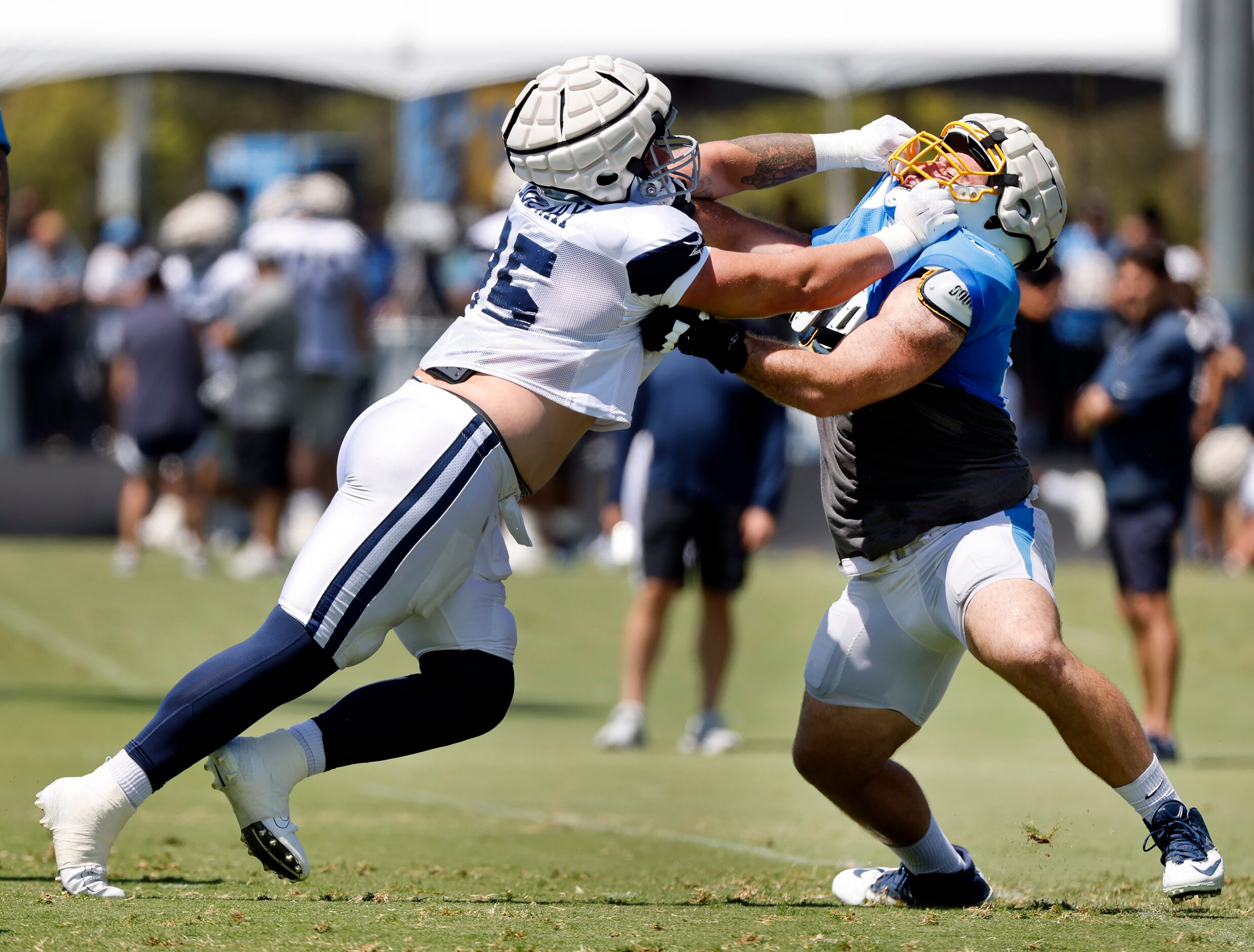 Dallas Cowboys defensive tackle John Ridgeway (95) battles Los Angeles Chargers guard Ryan...