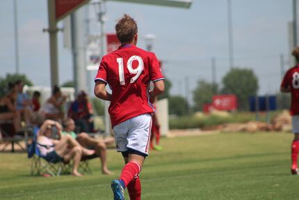 Paxton Pomykal jogs back into possession for FC Dallas.