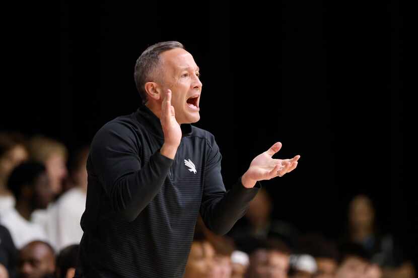 North Texas head coach Grant McCasland directs his team against UAB during the first half of...