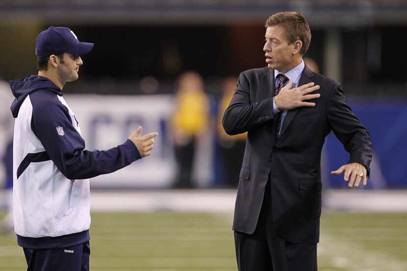 Cowboys quarterback Tony Romo and former Cowboys quarterback Troy Aikman appear to talk...