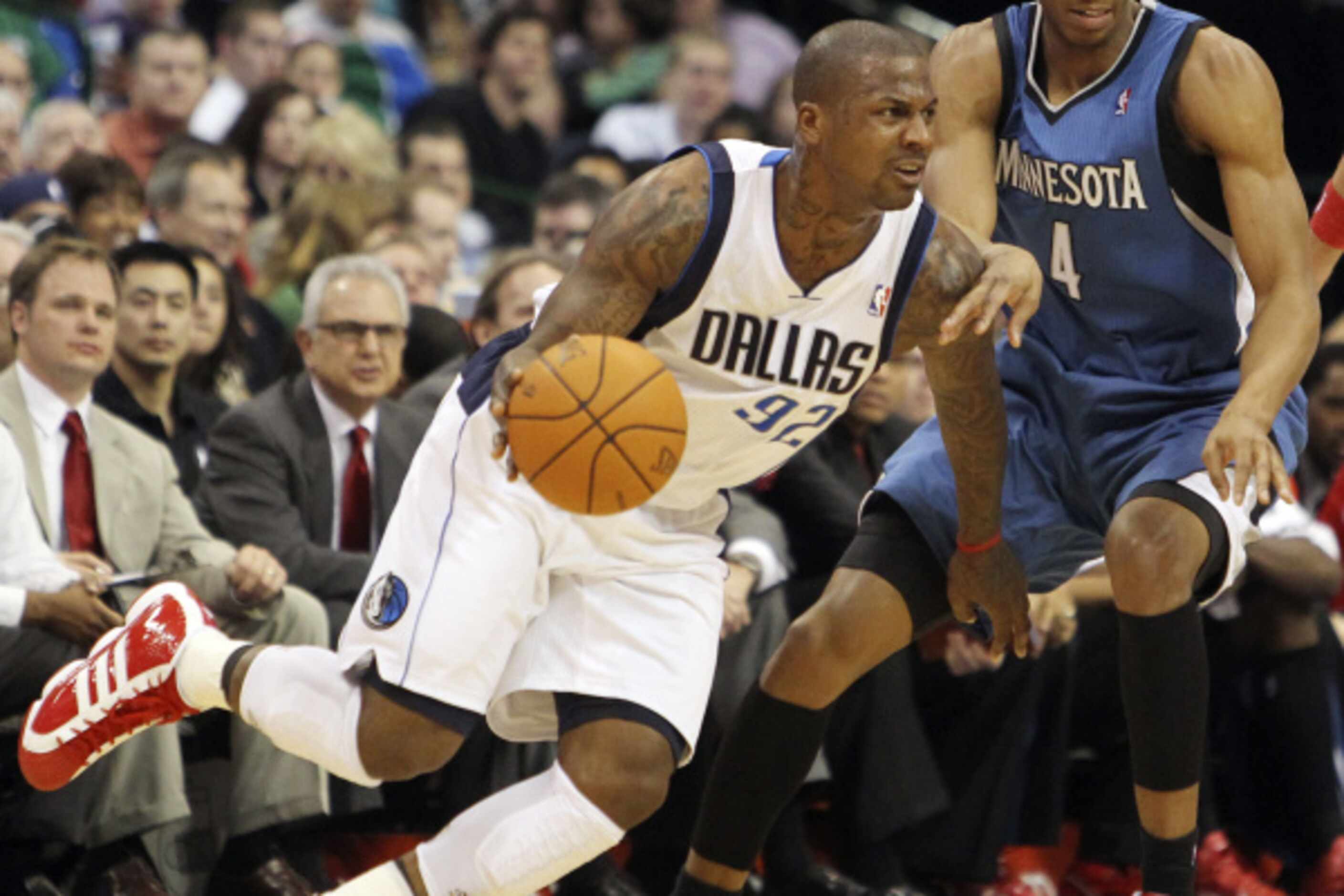 Nov. 7: With a 4-2 record, veterans Dirk Nowitzki, Jason Kidd and Jason Terry suggest to...