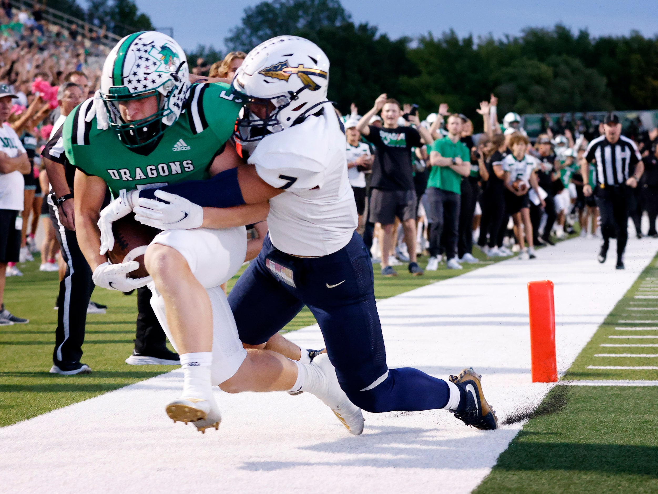 Southlake Carroll running back James Lehman (5) scores a first quarter touchdown against ...